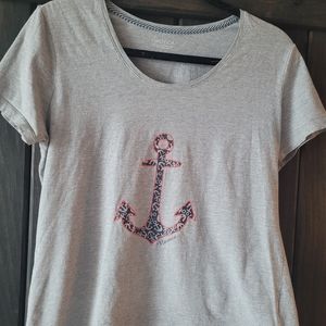 2/$20 Nautica Grey Tshirt with Crown sz M